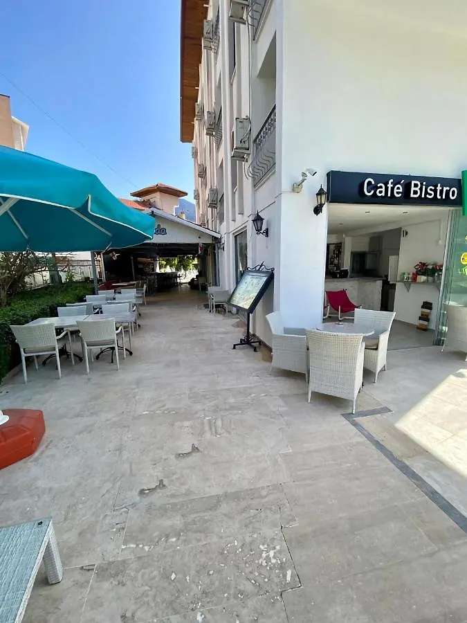 Eda Hotel Icmeler